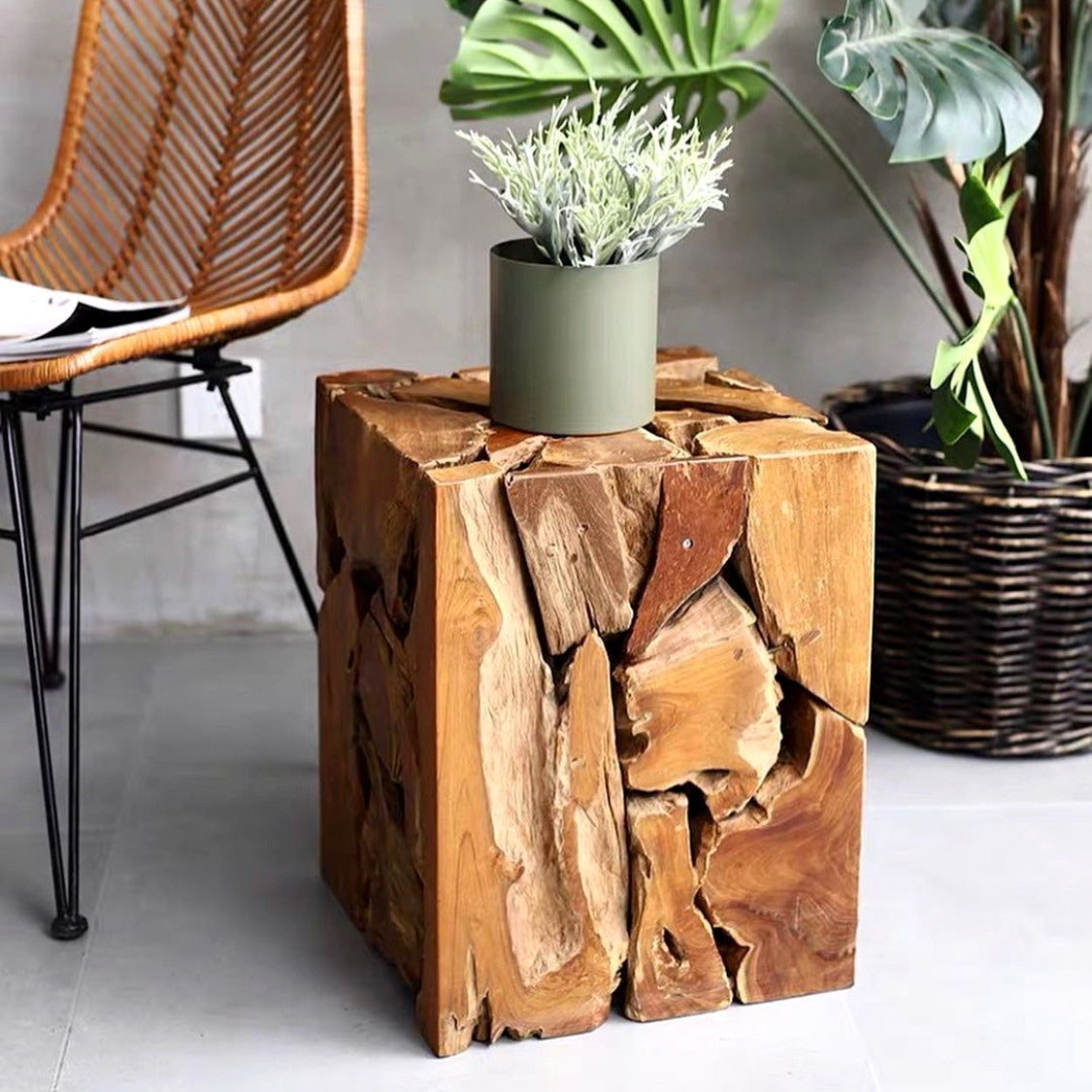 Design Wurzel Holzsäule NAGA Quadrat | Höhe 40 cm
