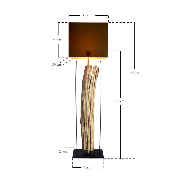 Lampen aus Holzstamm bei Exotischerleben entdecken
