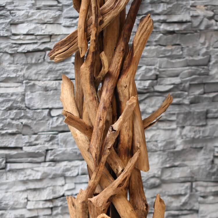 Holzdetails Wurzelholz Standlampe von Exotischerleben