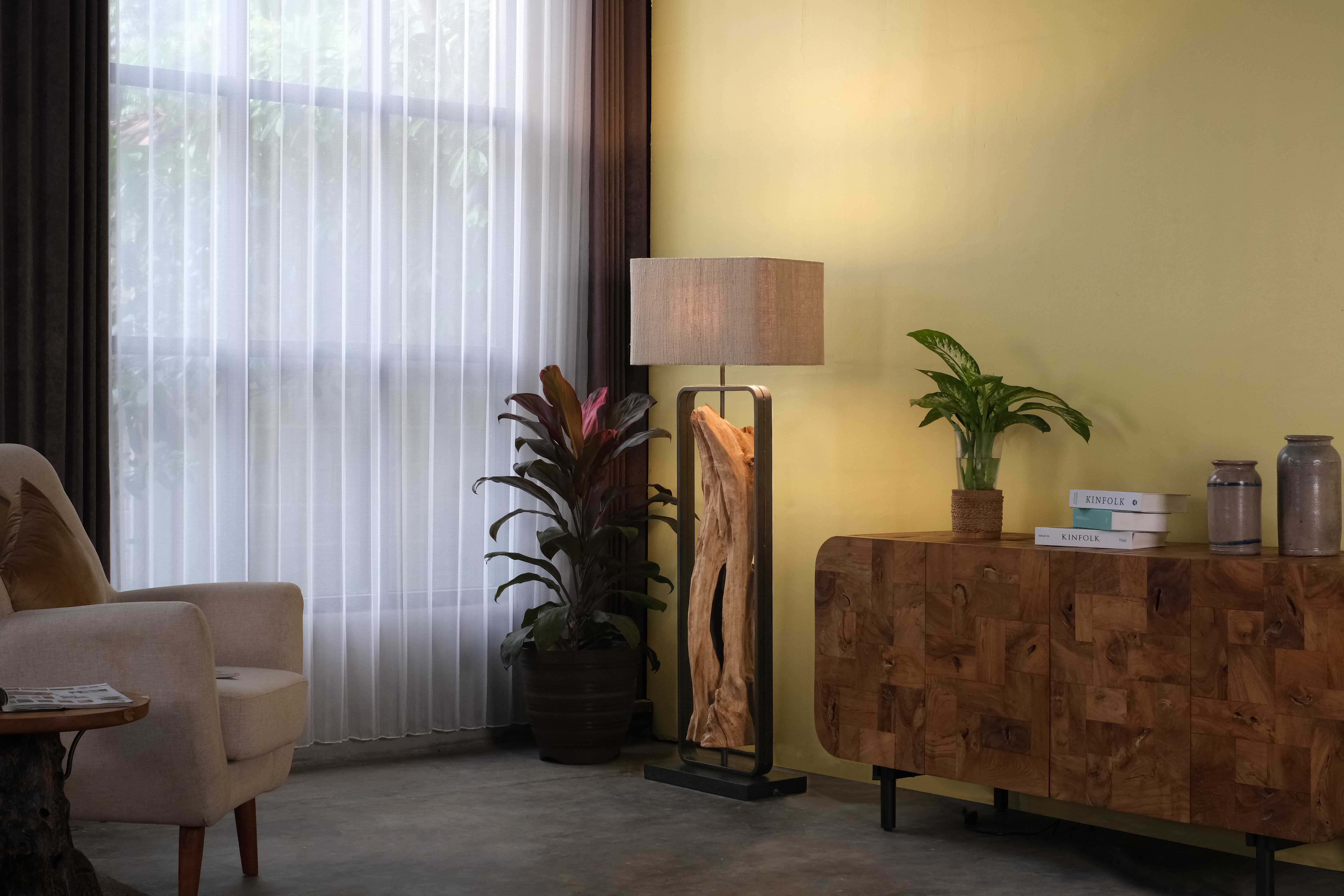 Treibholz Stehlampe Oliv 192 cm, Lampenschirm Natur