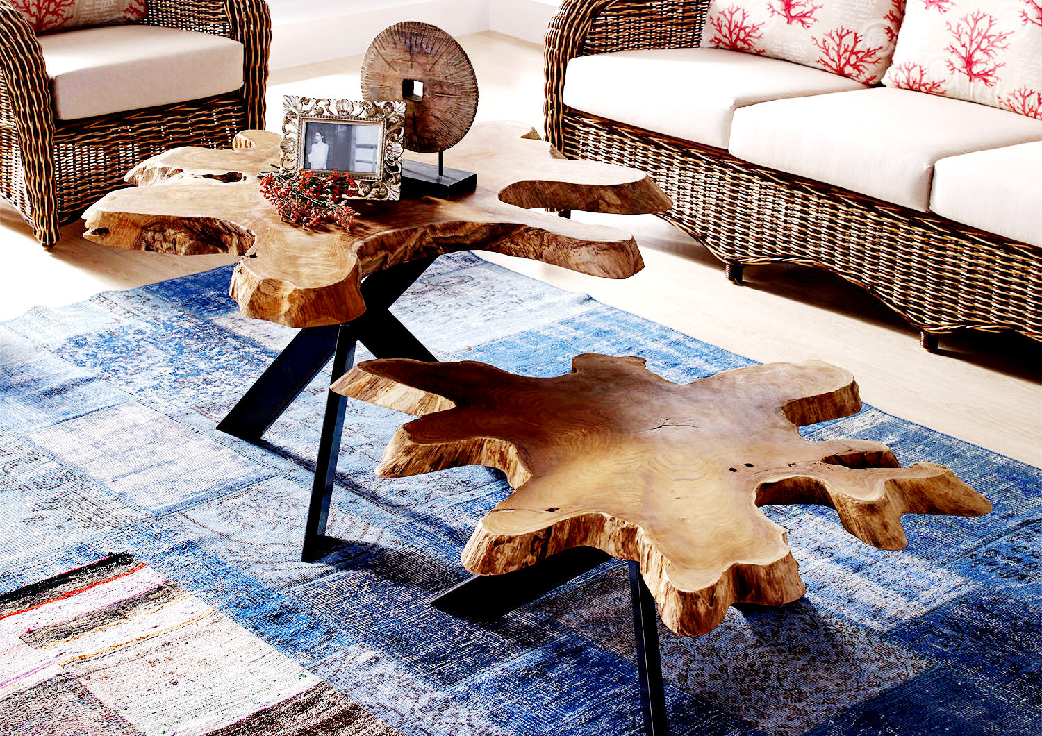 Holzscheibe Baum als Wohnzimmer Tisch